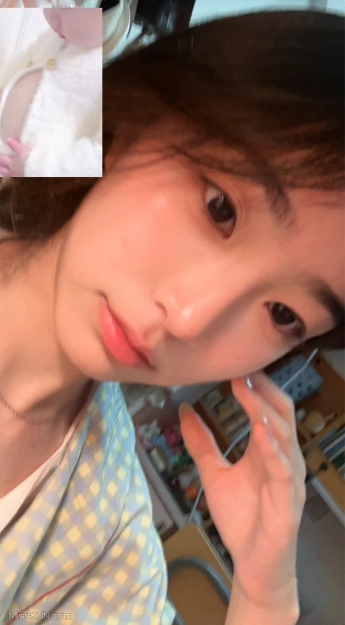 米妮mini_ 顶级白虎萝莉 520门槛福利