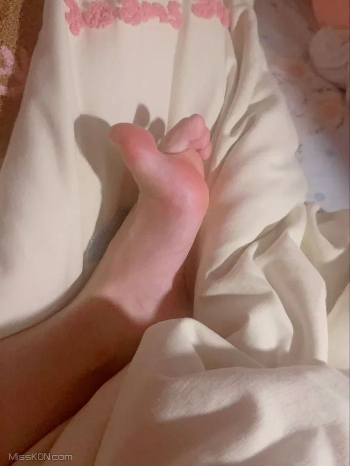 米妮mini_ 顶级白虎萝莉 520门槛福利