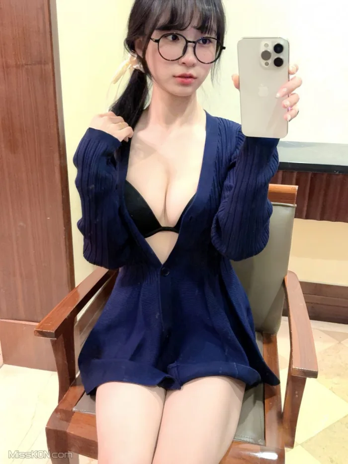 米妮mini_ 顶级白虎萝莉 520门槛福利