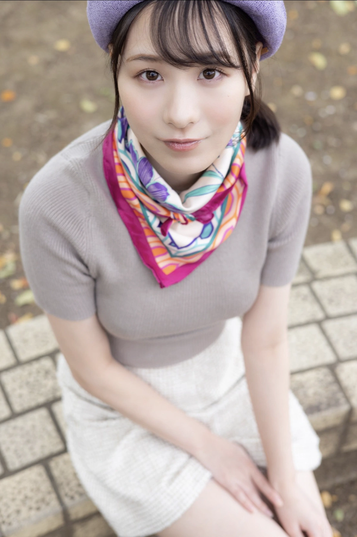 Yuka Murakami 村上悠華, FLASHデジタル写真集R バスガイド、ヌード旅へ