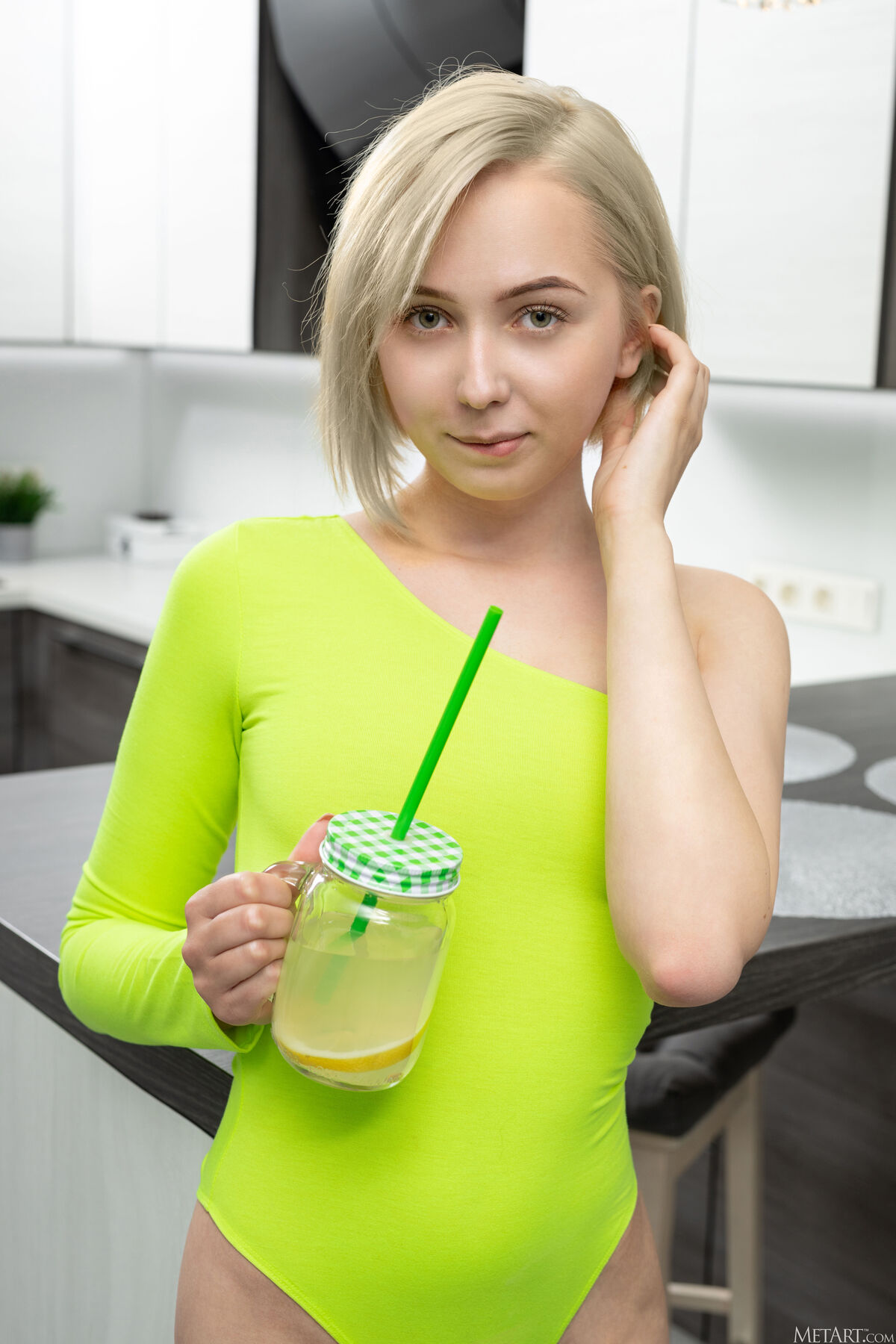 MetArt Bernie - Pop Of Lime Part01