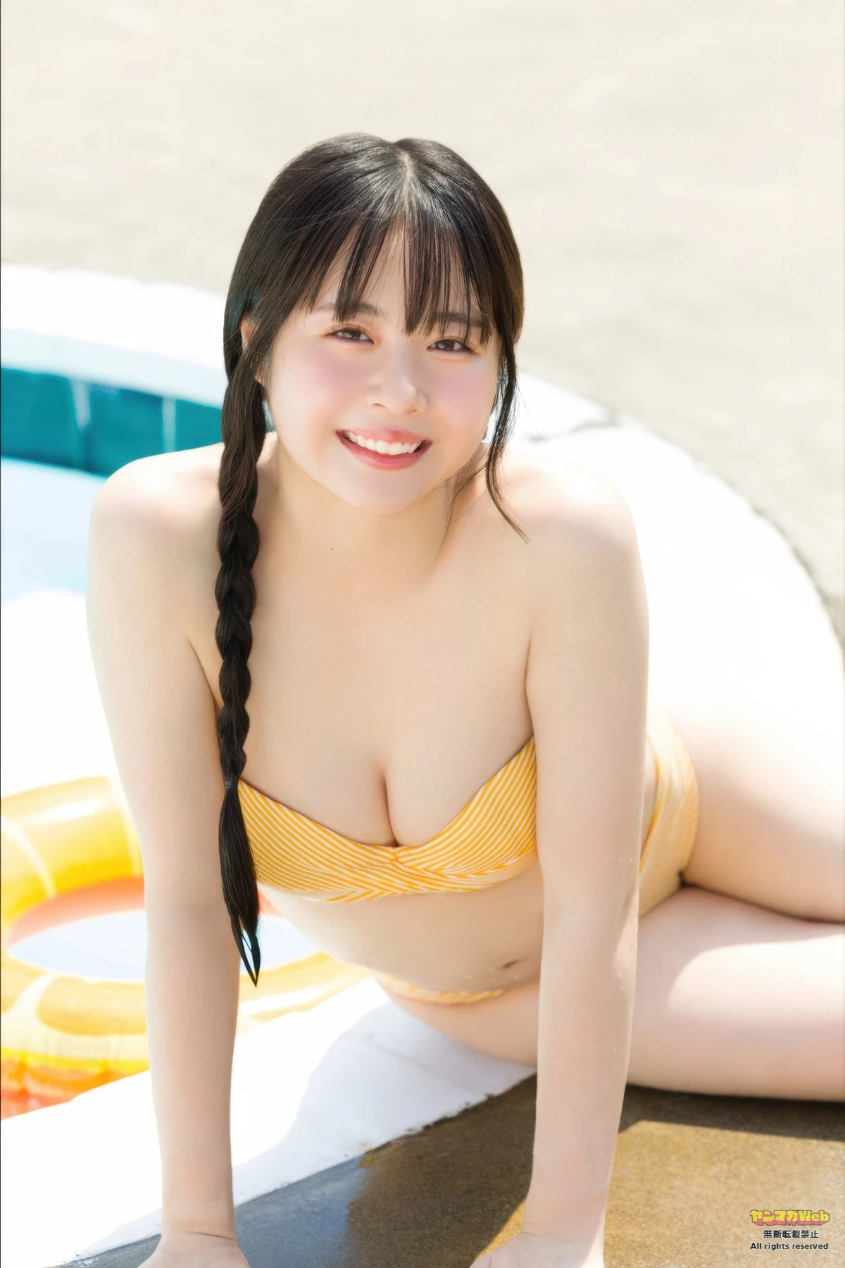 Rina Nakahata 中畑里捺, Young Magazine 2025 No.46 (ヤングマガジン 2025年46号) 17 Rina Nakahata 中畑里捺, Young Magazine 2025 No.46 (ヤングマガジン 2025年46号)