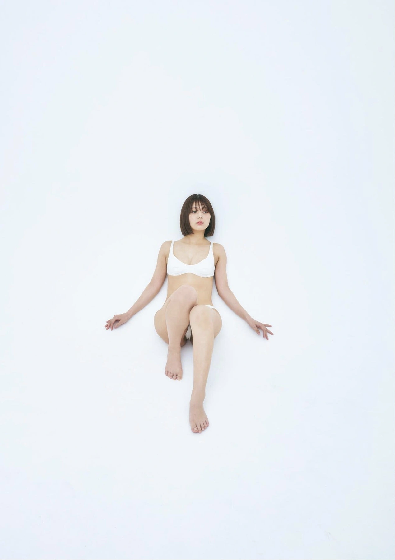 Ruka Kitano 北野瑠華, B.L.T. 写真集 Monster Round 4