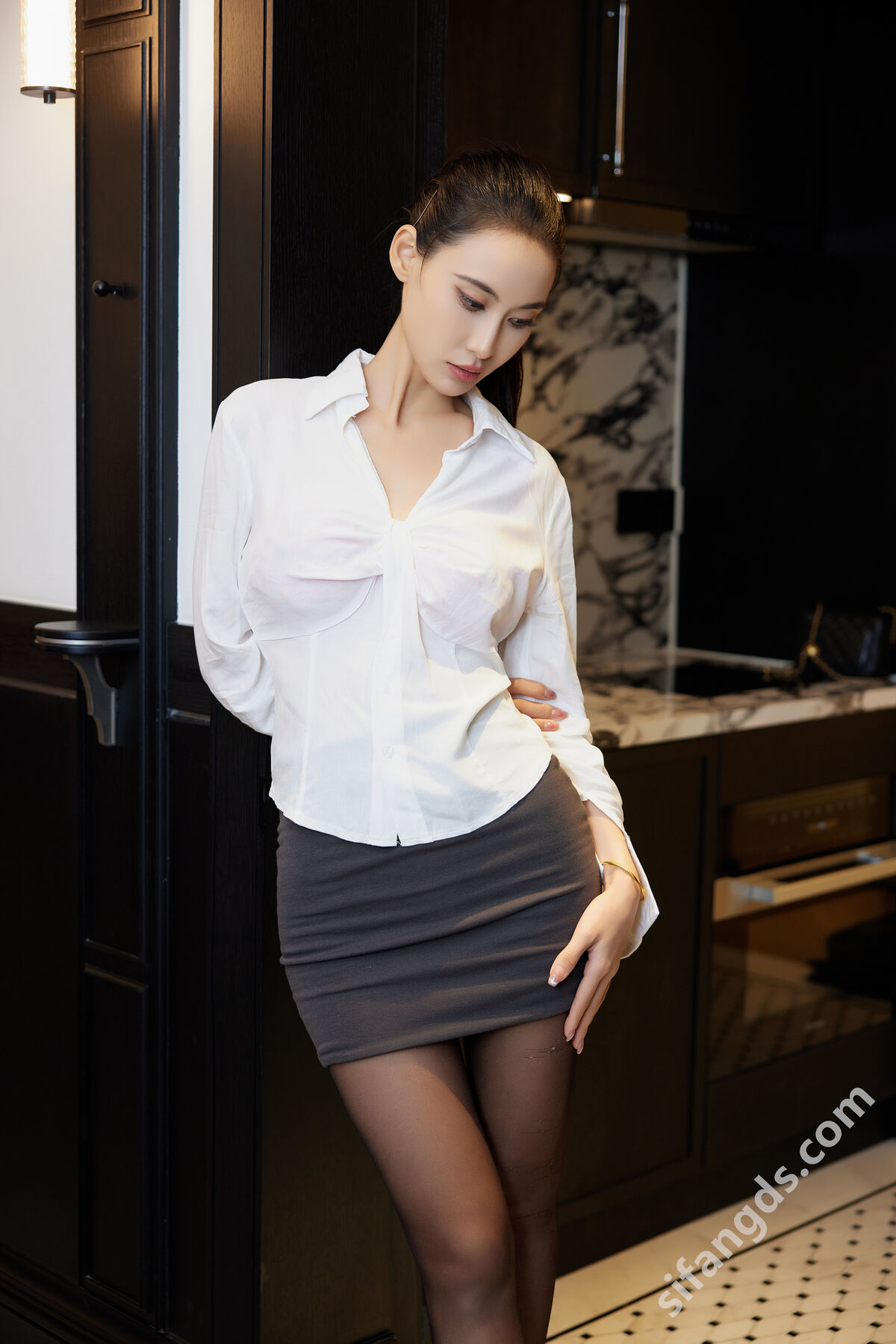 XR Uncensored Lingyu69 - 远东饭店 大尺度写真