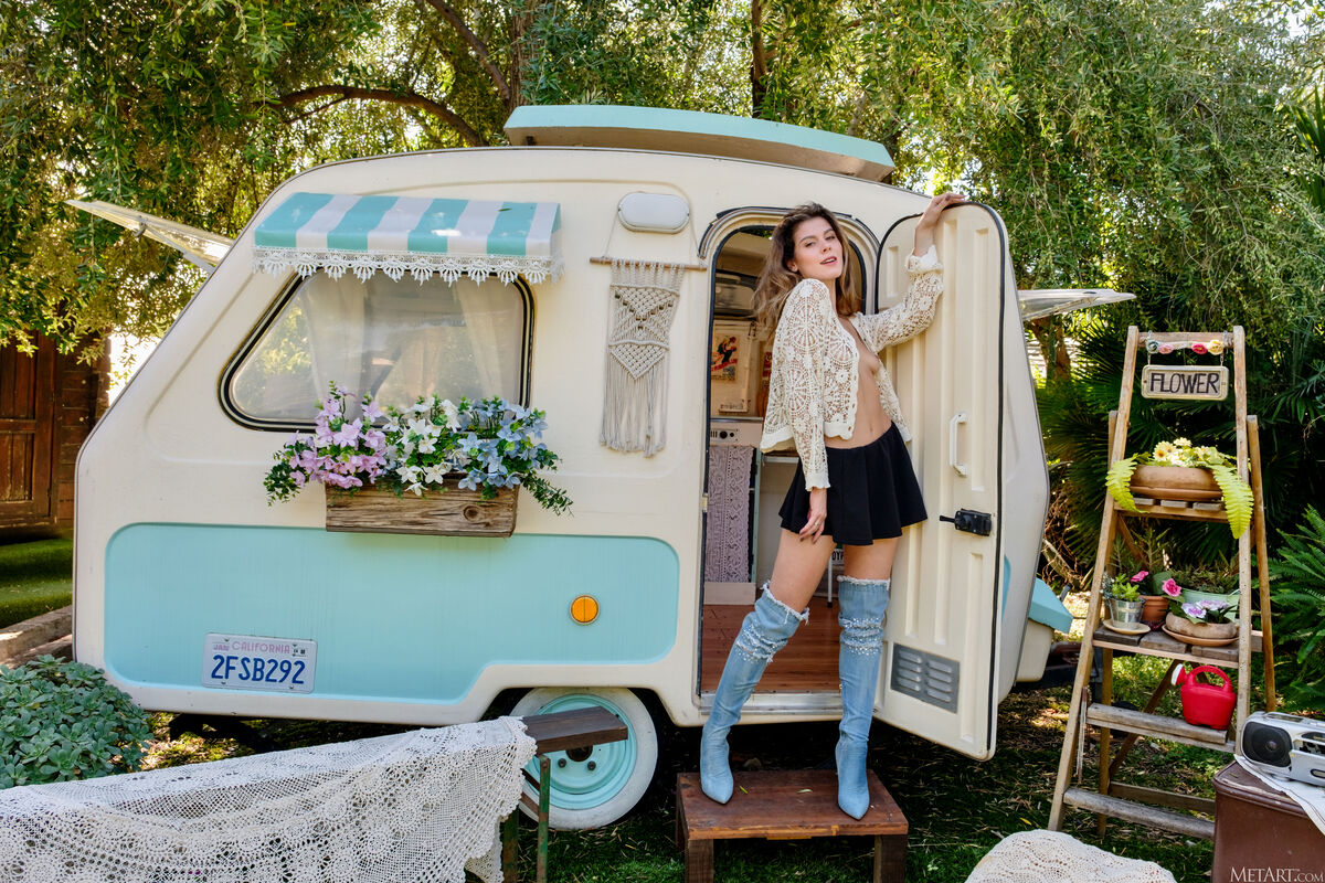 MetArt Vanessa Paris - Presenting Vanessa Paris Part01