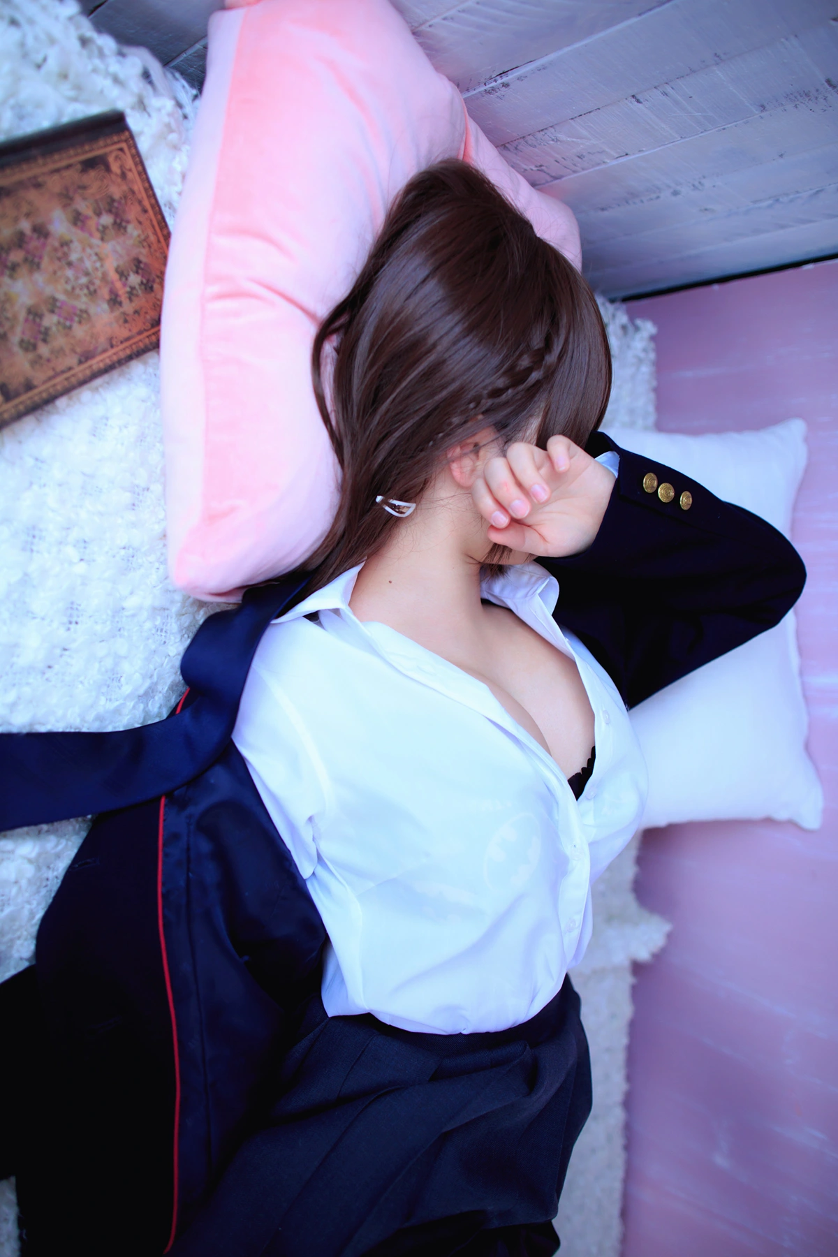 Moe Iori 伊織もえ, 写真集 (月曜日のあの子) Set.02