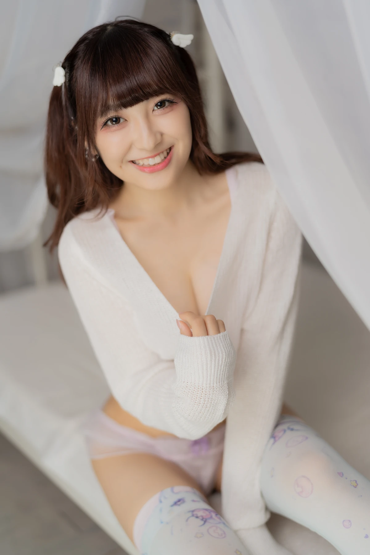 Ai Takanashi 高梨あい, 写真集 「Reversible-Wing」 Set.03