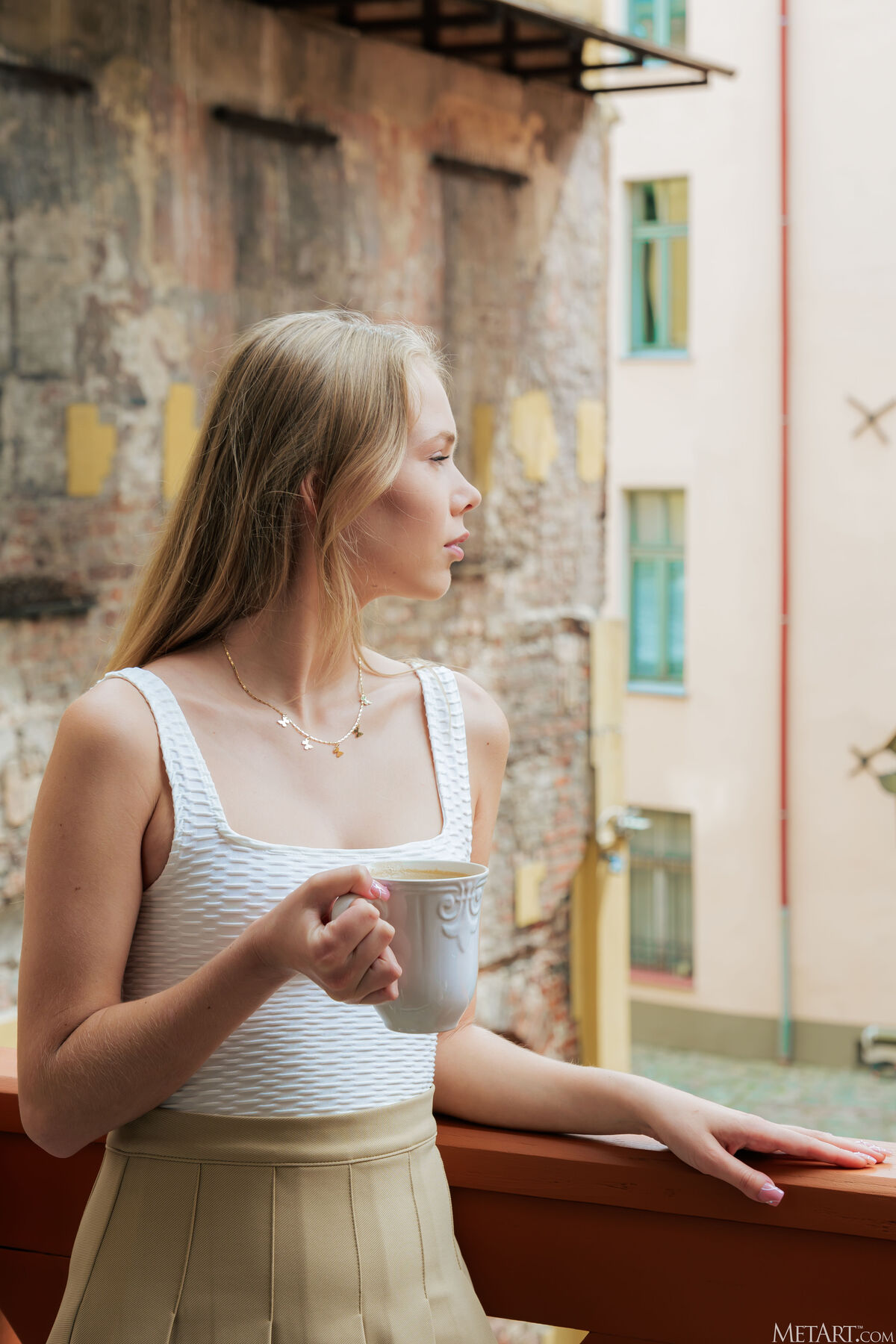 MetArt Luise - Early Summer Morning 1 Part01