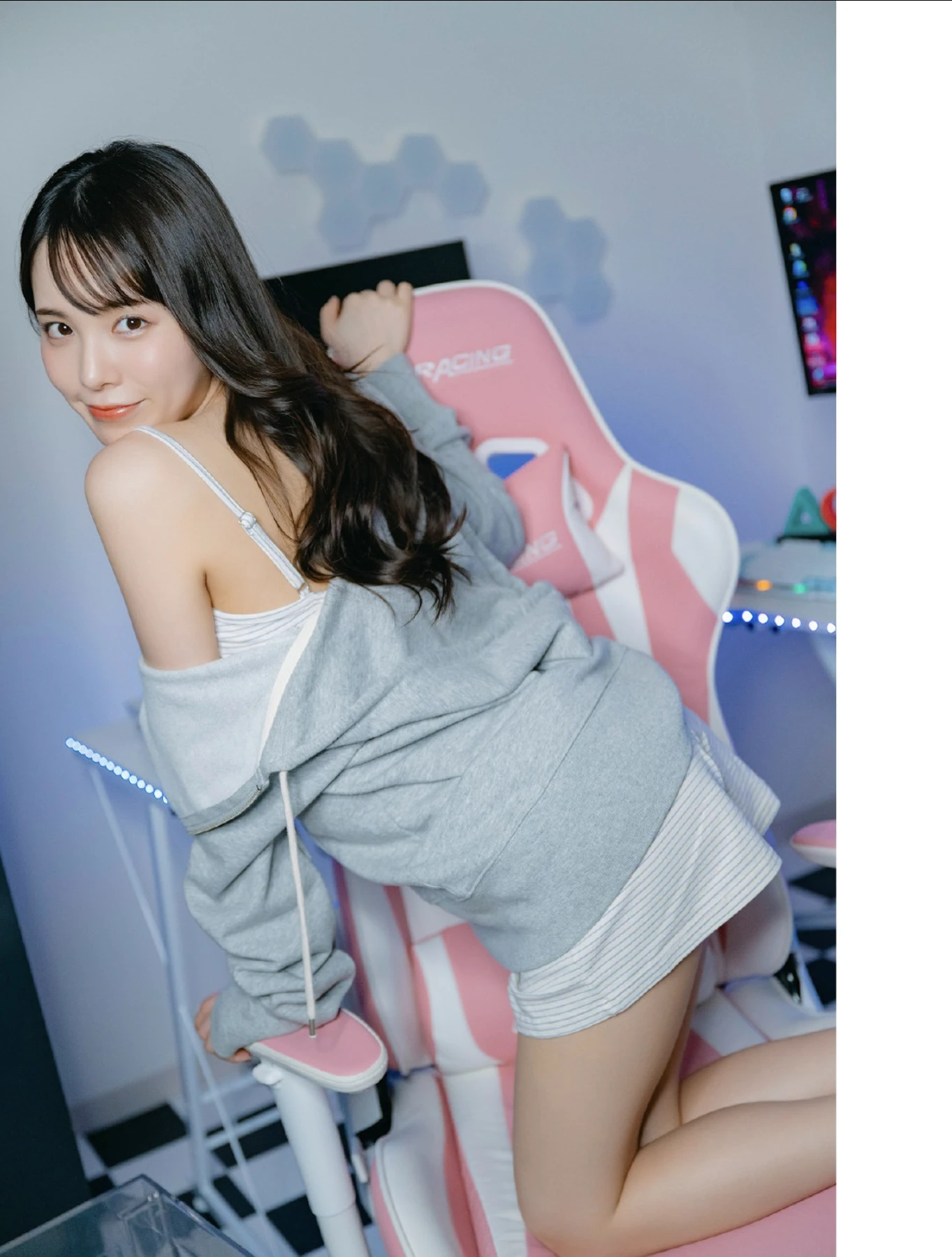 FLASHデジタル写真集の名作, FLASH 2025.10.21 (フラッシュ 2025年10月21日号)