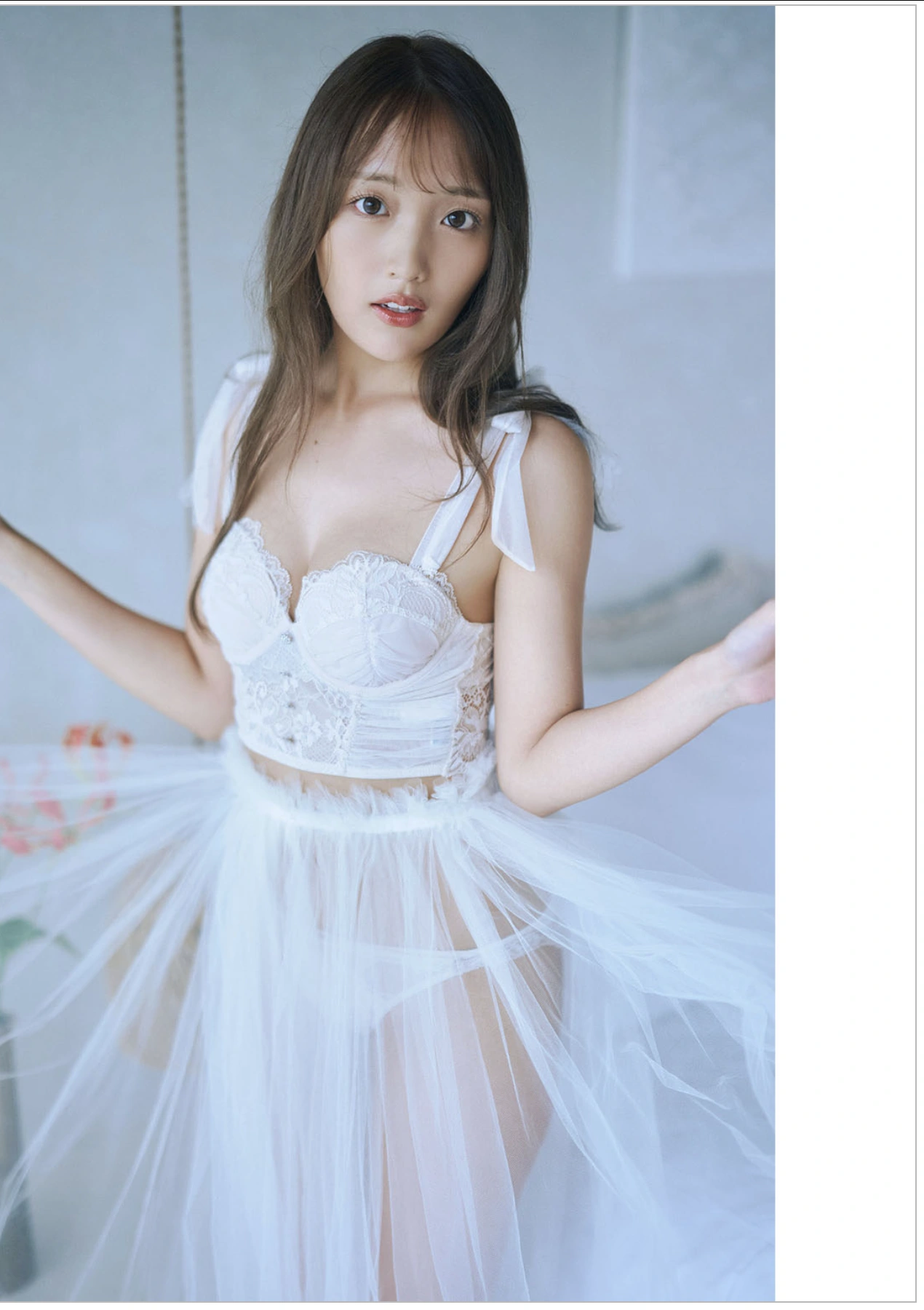 NEO ねお, Weekly Playboy 2025 No.42-43 (週刊プレイボーイ 2025年42-43号)