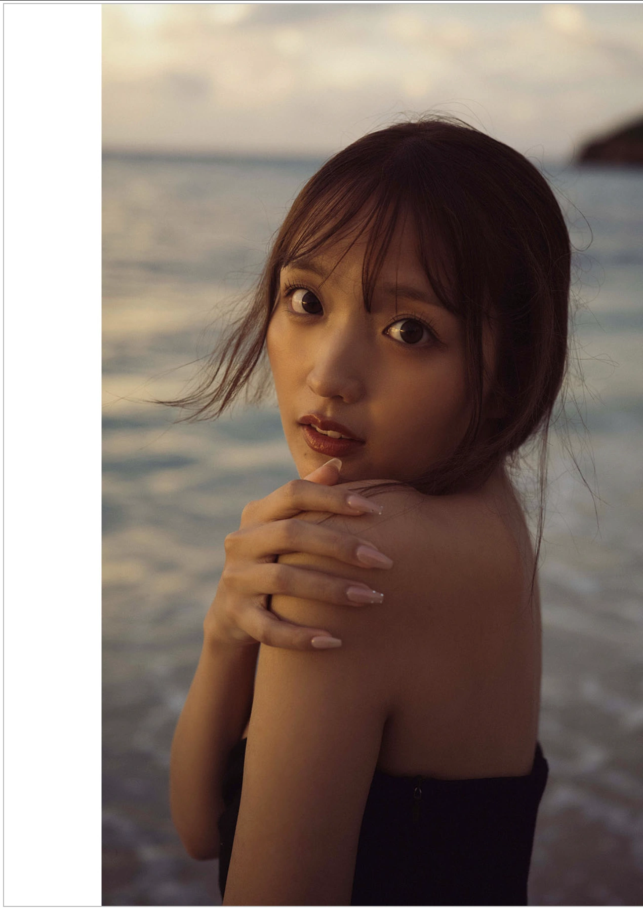 NEO ねお, Weekly Playboy 2025 No.42-43 (週刊プレイボーイ 2025年42-43号)