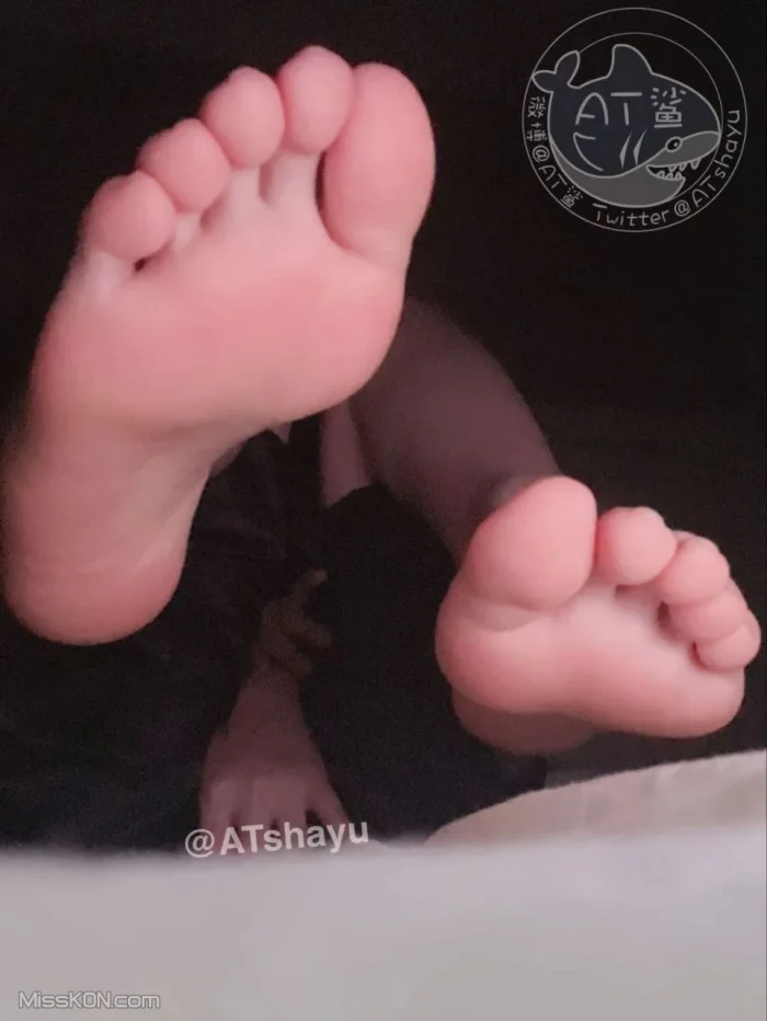 Coser@AT鲨_ 纯享玉足