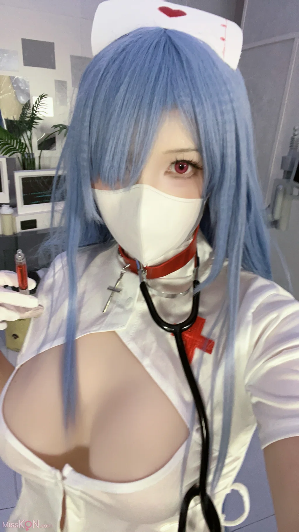 Coser@小和甜酒_ 伏罗希洛夫护士