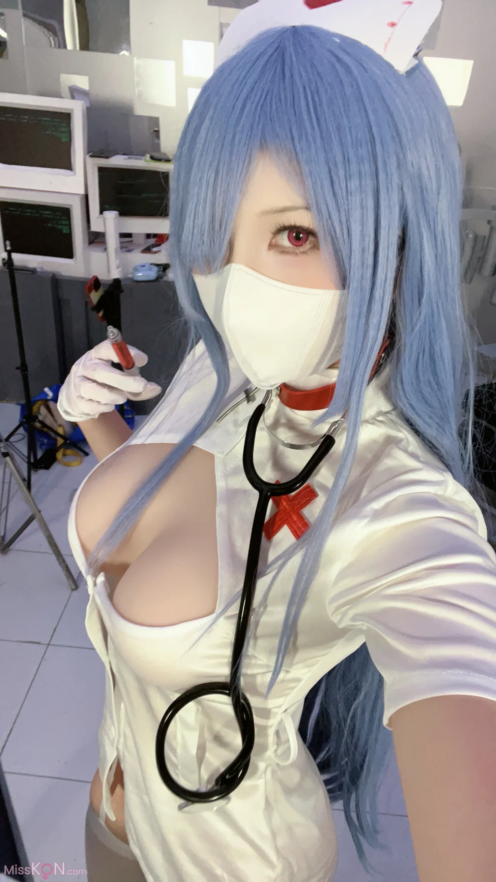 Coser@小和甜酒_ 伏罗希洛夫护士