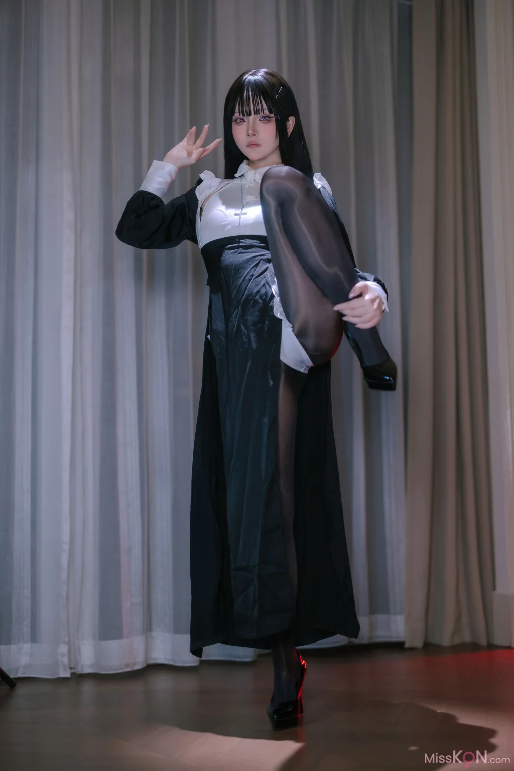Coser@屿鱼_ 黑丝修女