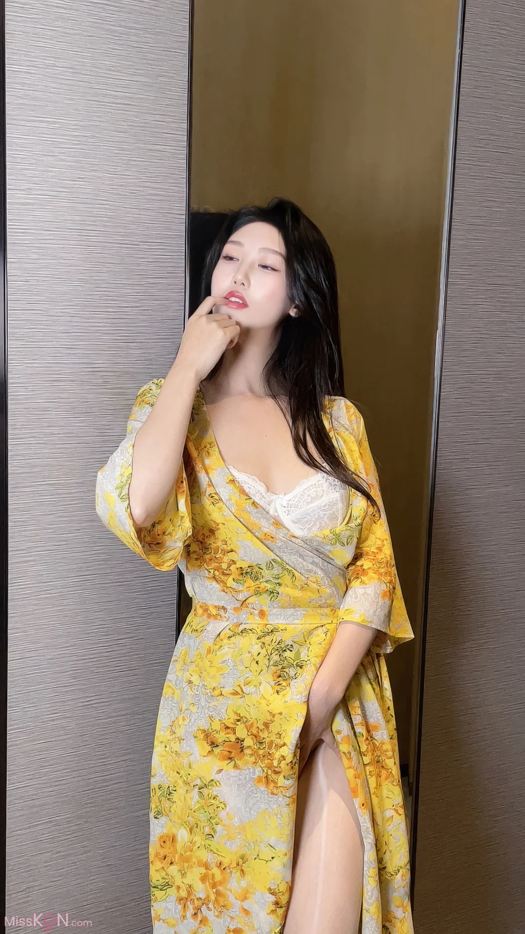 Coser@抖娘-利世_ 出轨人妻