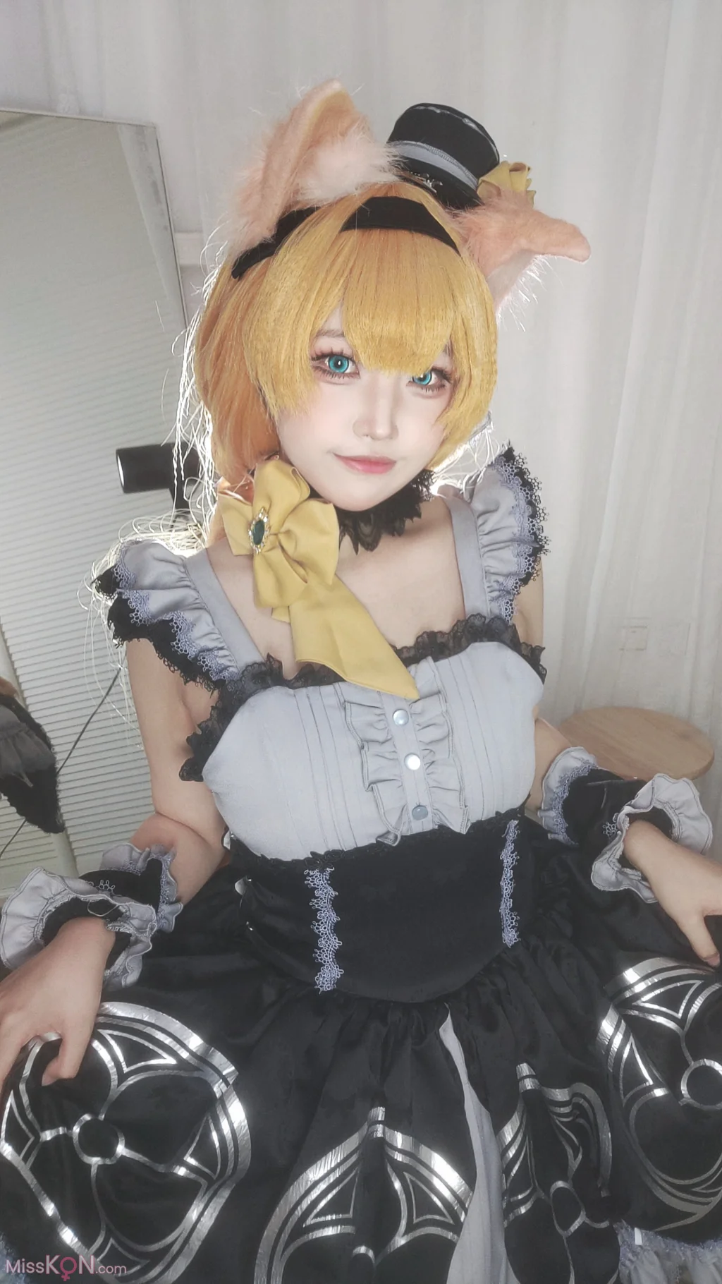 Coser@比奇堡黄塞方块_ 蔚蓝档案 玛丽偶像自拍 2 Coser@比奇堡黄塞方块_ 蔚蓝档案 玛丽偶像自拍