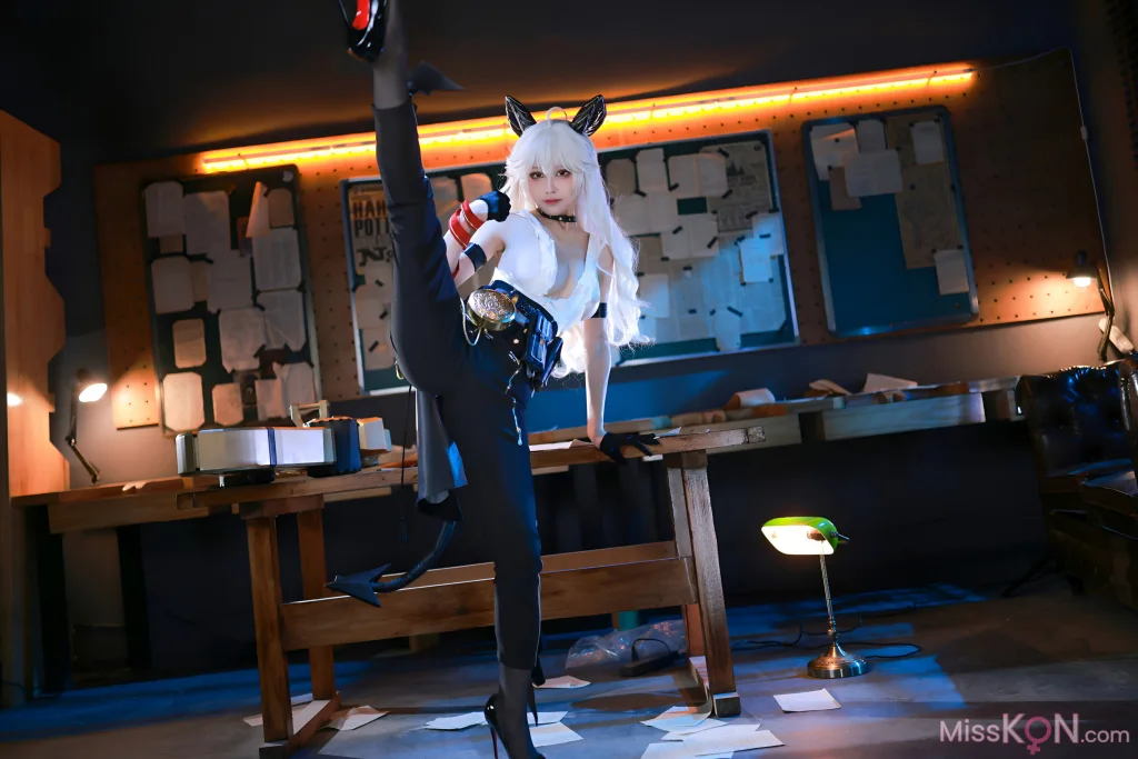 Coser@水淼Aqua_ 鸣潮赞妮