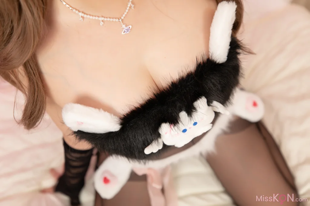 Coser@神楽坂真冬_ 腰丝双马尾