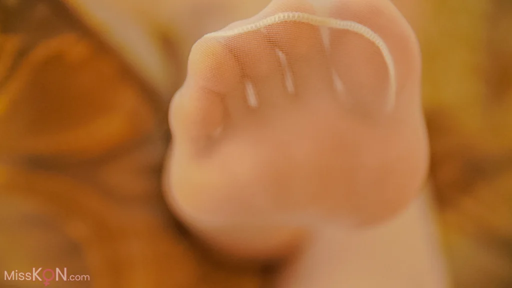 Coser@起司块wii_ 丝足系列白丝+猫爪