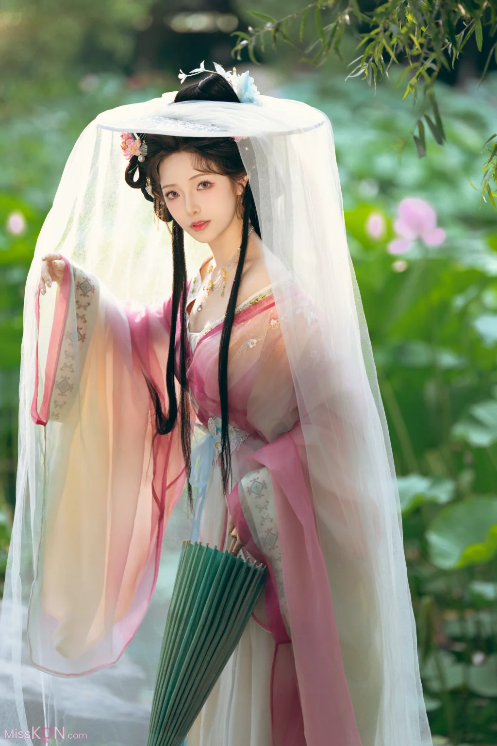 Coser@雯妹不讲道理_ 祝您中秋快乐owo