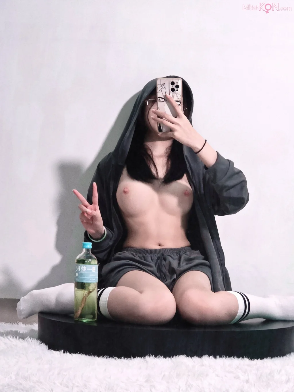 Coser@高桥千凛_ 最新三套 幻龙+黑色冲锋衣+黑纱镂空情趣 47 Coser@高桥千凛_ 最新三套 幻龙+黑色冲锋衣+黑纱镂空情趣