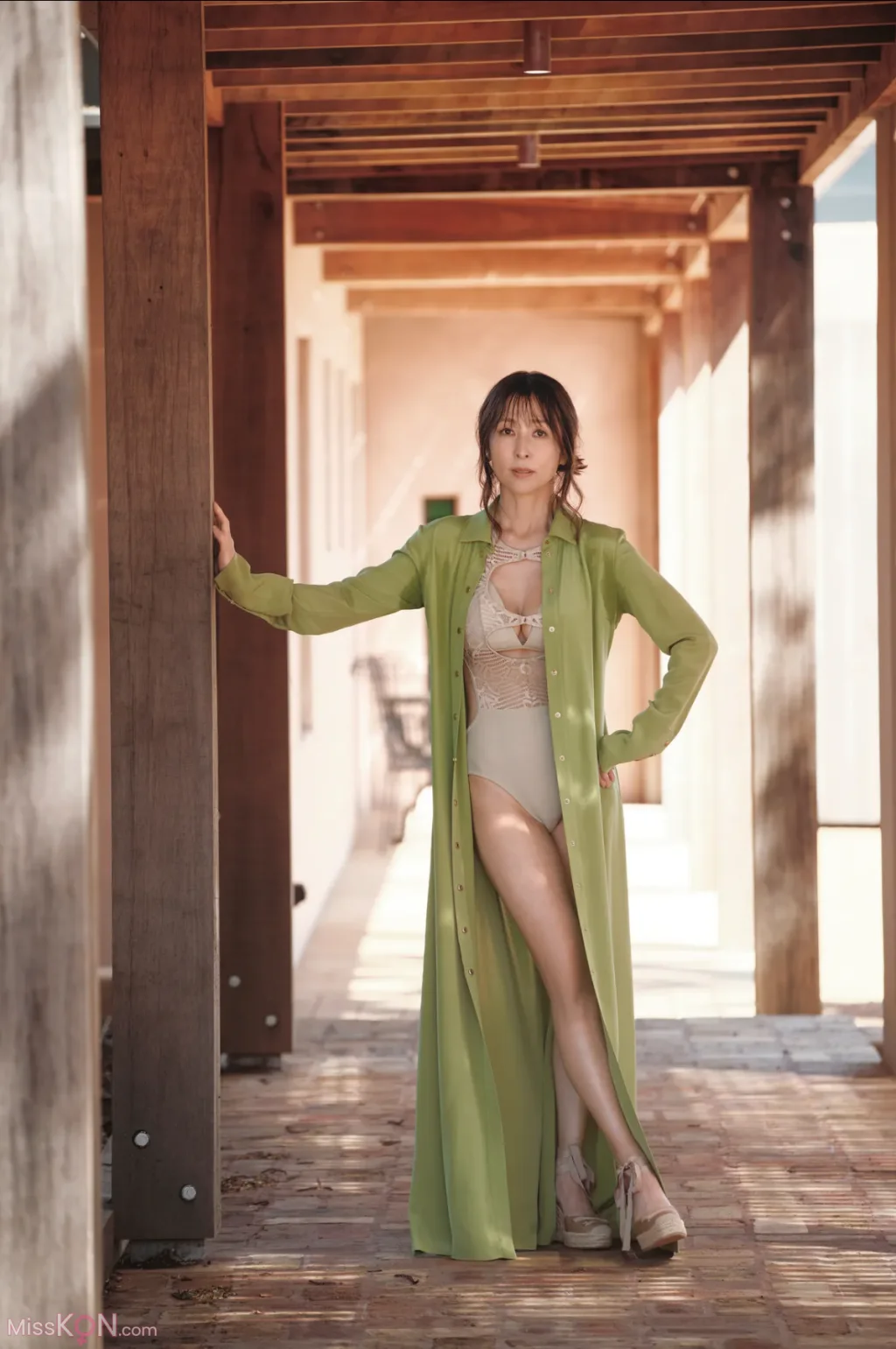 Reiko Kato (かとうれいこ)_ FRIDAY GOLD すてきなことだと思うから (+other cut)