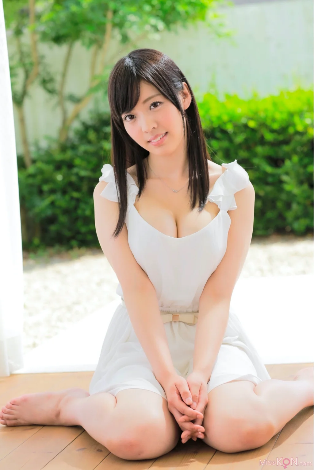 Arisa Fujii (藤井有彩)_ PRESTIGE DIGITAL BOOK SERIES 初撮