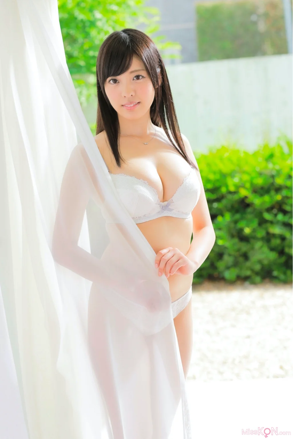 Arisa Fujii (藤井有彩)_ PRESTIGE DIGITAL BOOK SERIES 初撮