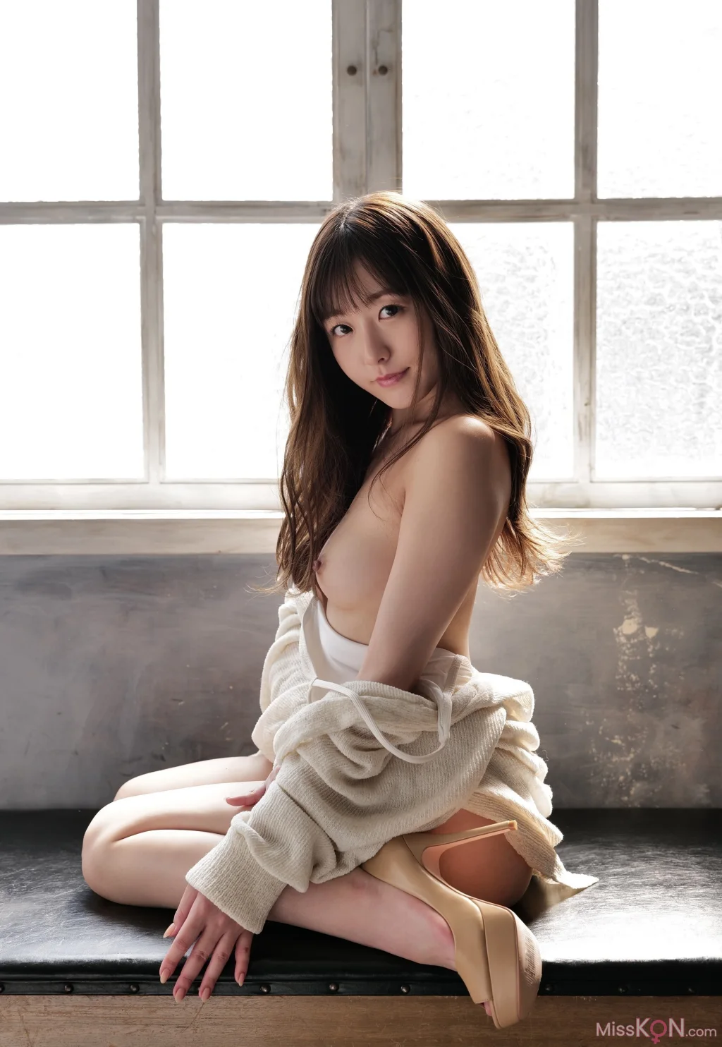 Hikari Aozora (青空ひかり)_ 山岸伸×SODデジタルヌード写真集 『Real Feel』