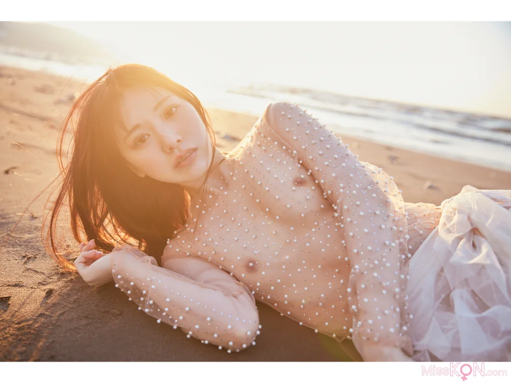 Mio Ishikawa (石川澪)_ FLASHデジタル写真集R 抱きしめたくなる。
