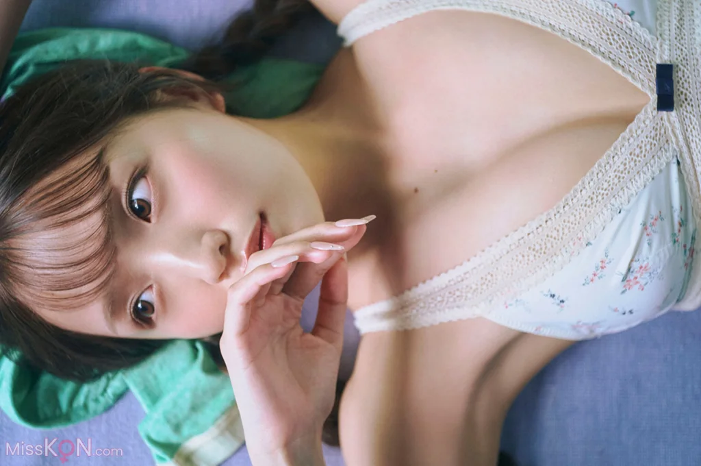 NEO (ねお)_ 2025 Autumn Season Girl 「青にとける」