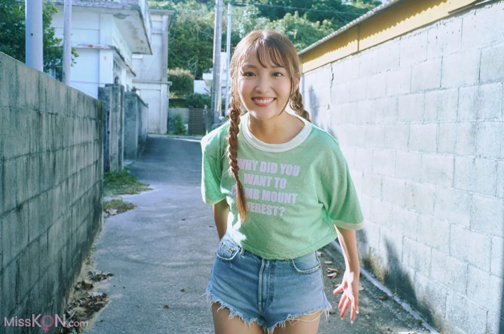 NEO (ねお)_ 2025 Autumn Season Girl 「青にとける」