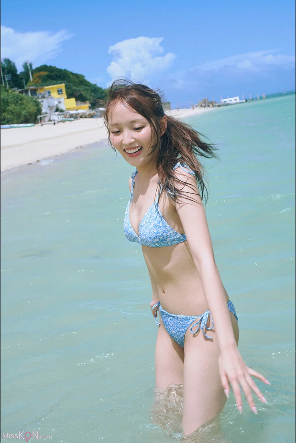 NEO (ねお)_ 2025 Autumn Season Girl 「青にとける」