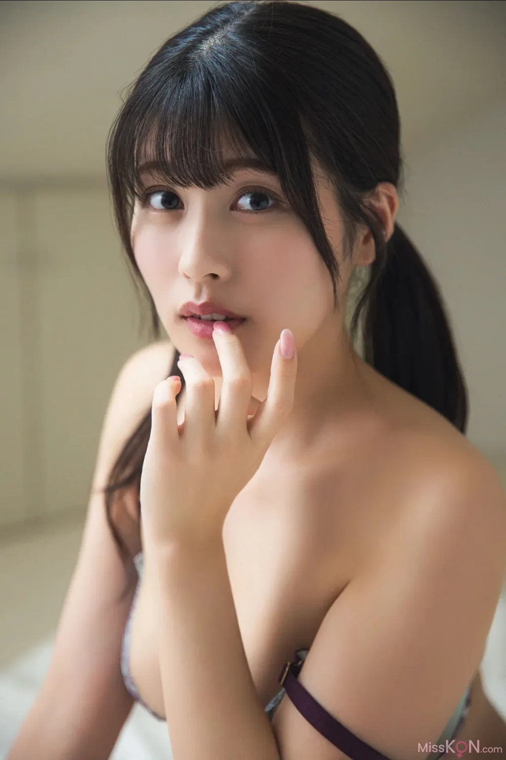 Yoshino Chitose (ちとせよしの)_ FRIDAYデジタル写真集 いつもすぐそばに Vol.1