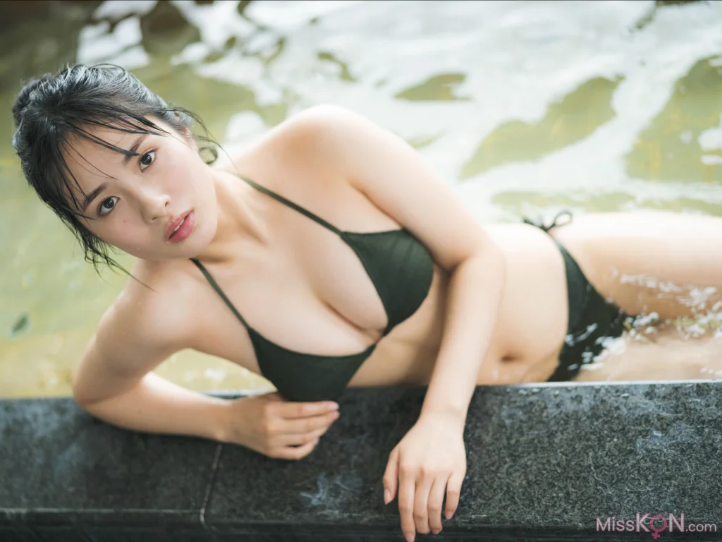 内藤花恋_ FLASHデジタル写真集 ずっと君を