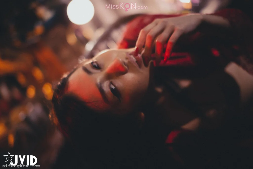 [JVID] 夏暮光_ 首本上空寫真 慾望之奴— Desire’s slave (or slut)