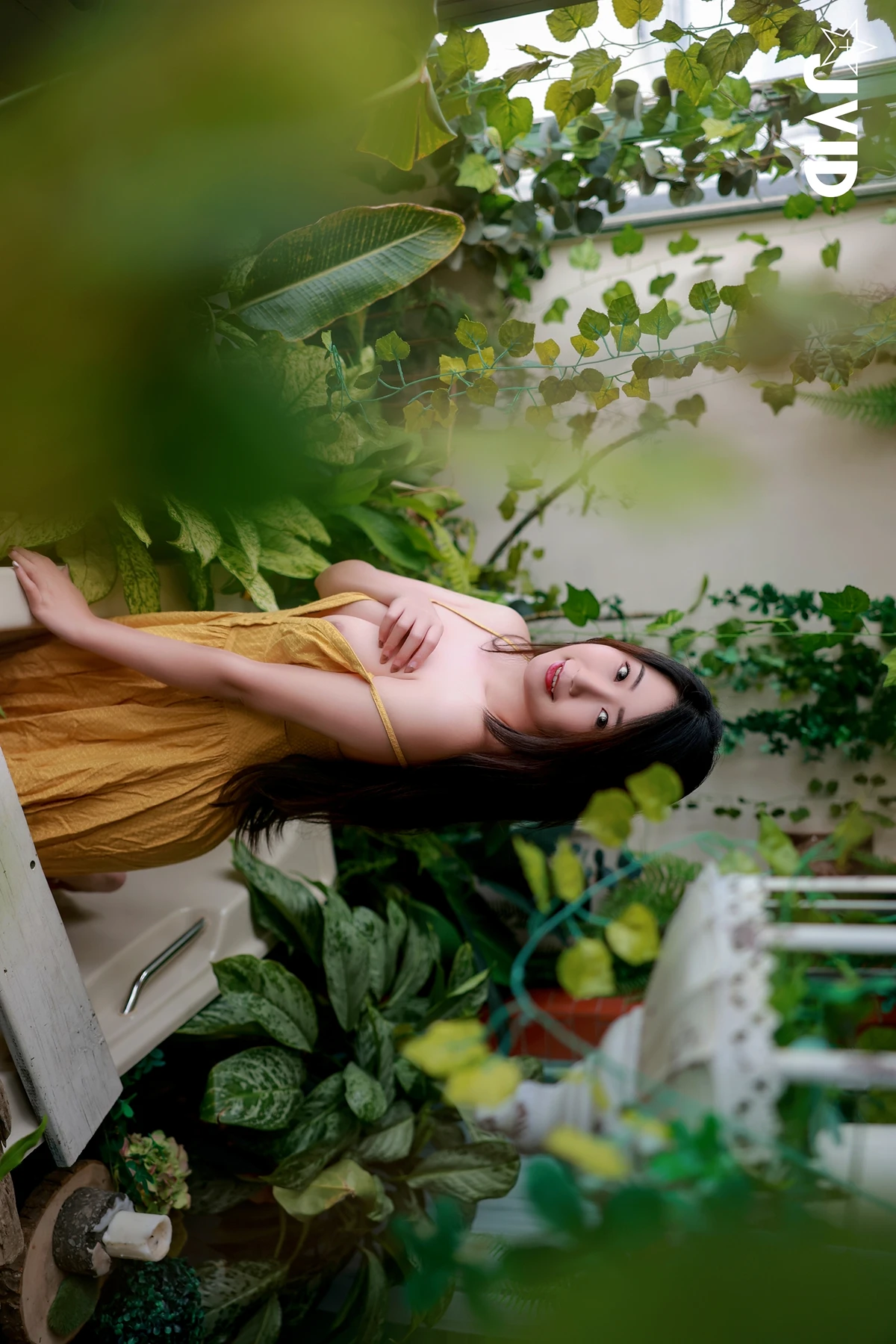 JVID 肉包Mini – 慾求不滿 Set.01