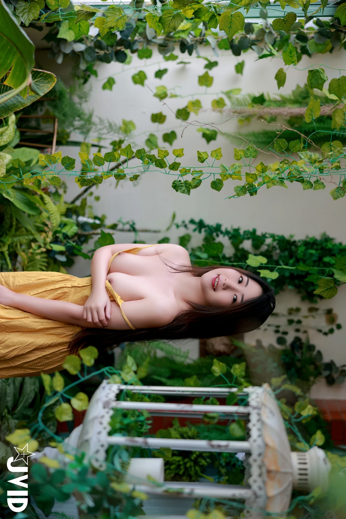 JVID 肉包Mini – 慾求不滿 Set.01