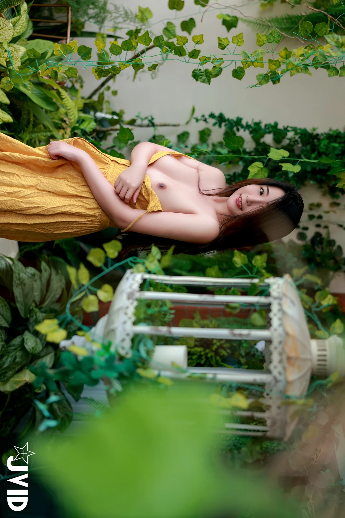 JVID 肉包Mini – 慾求不滿 Set.01