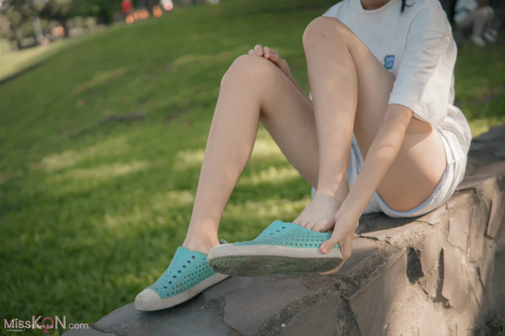 [Limerence原创] No.002_ SHQ素人学生 大耳狗真理裤公园玩耍