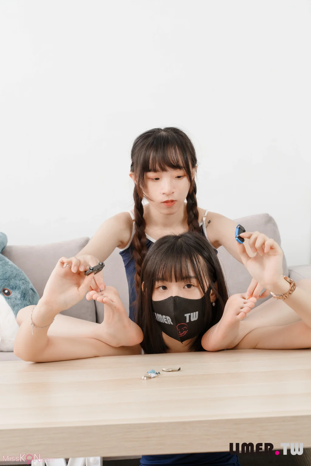 [Limerence原创] No.017_ 台湾Meow小只马姐妹丼死库水の 巨人 踩踏