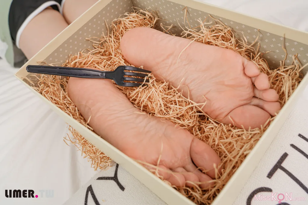 [Limerence原创] No.029_ BiBi足盒激萌替身VS脚底TK