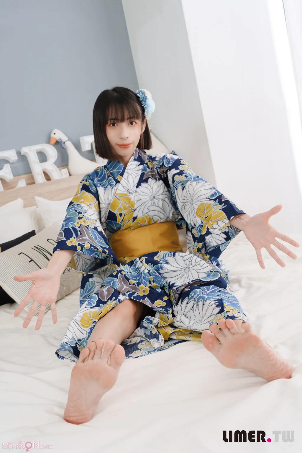 [Limerence原创] No.042_ 日本妹子子 超敏感脚脚初次被TK