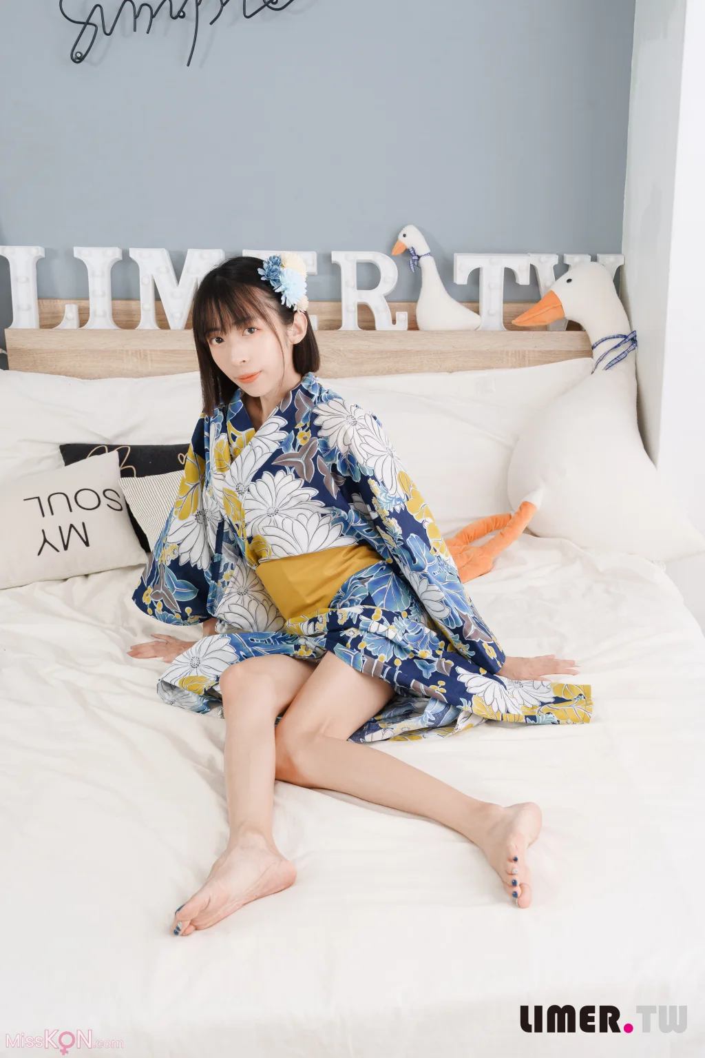 [Limerence原创] No.042_ 日本妹子子 超敏感脚脚初次被TK