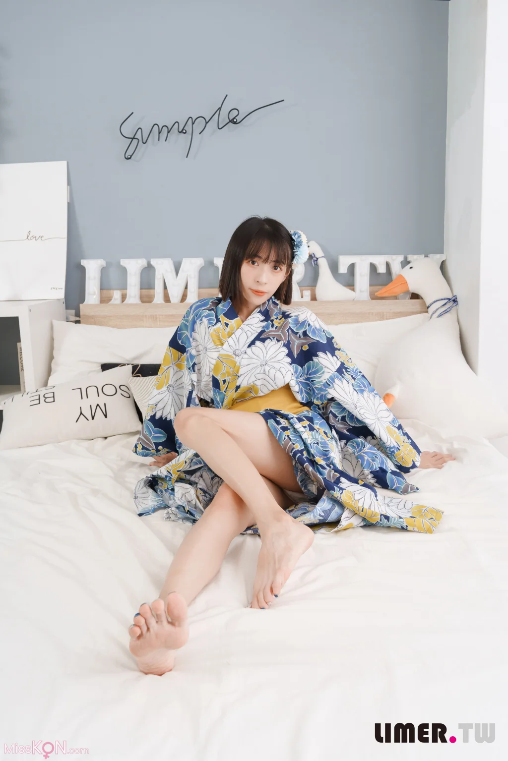 [Limerence原创] No.042_ 日本妹子子 超敏感脚脚初次被TK