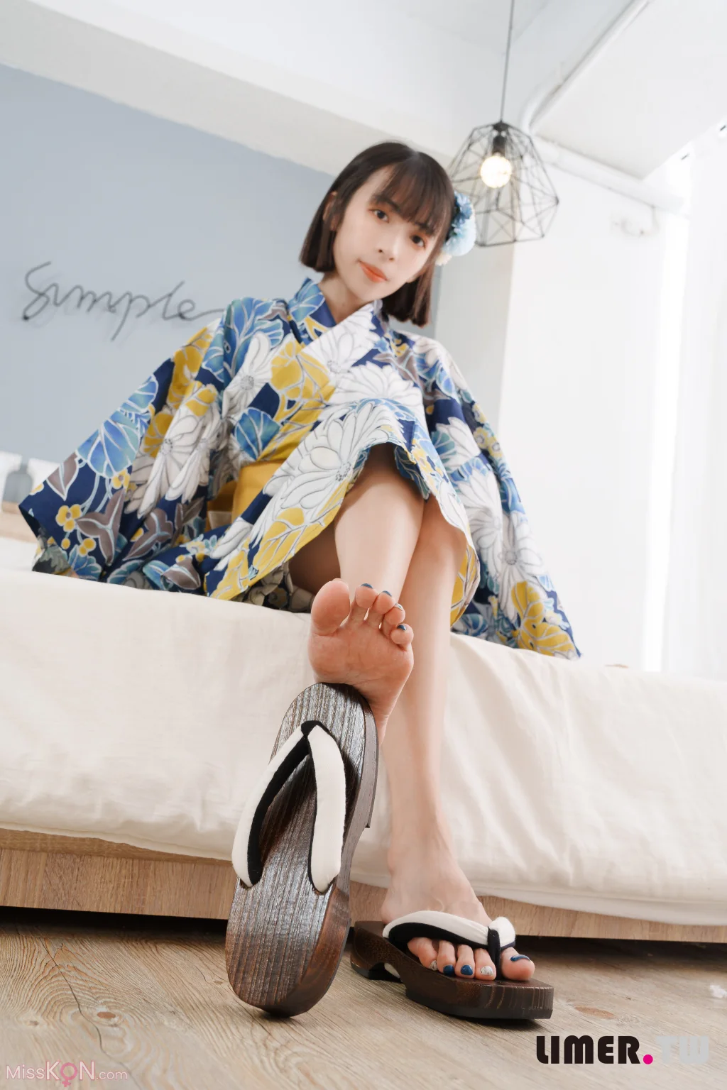 [Limerence原创] No.042_ 日本妹子子 超敏感脚脚初次被TK