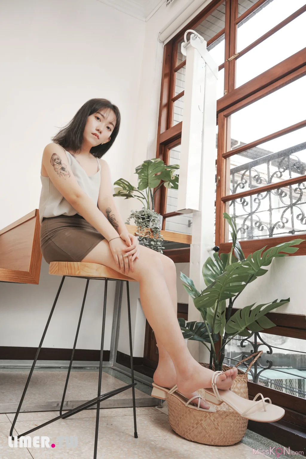 [Limerence原创] No.046_ 素人Una 凉鞋抹润滑膏