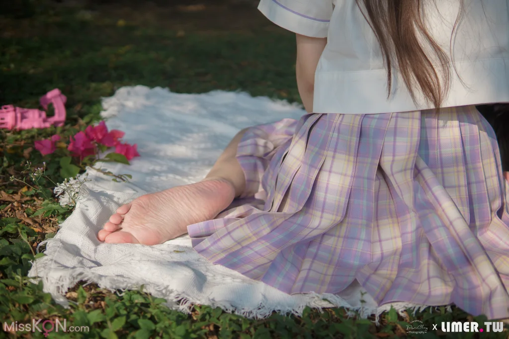 [Limerence原创] No.047_ 海蓝 白皙希腊脚 JK户外野餐