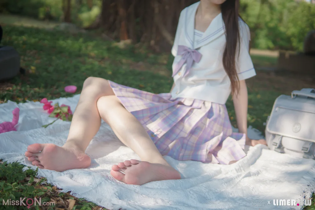 [Limerence原创] No.047_ 海蓝 白皙希腊脚 JK户外野餐